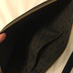 Tory Burch Accessories - Tory Burch clutch! Holds keys phones wallets, etc! Tory Burch Accessories - Tory Burch clutch! Holds keys phones wallets, etc!